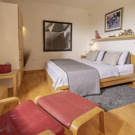Villa Emili In Medulin - Haus Fuer 4-5 Personen المظهر الخارجي الصورة